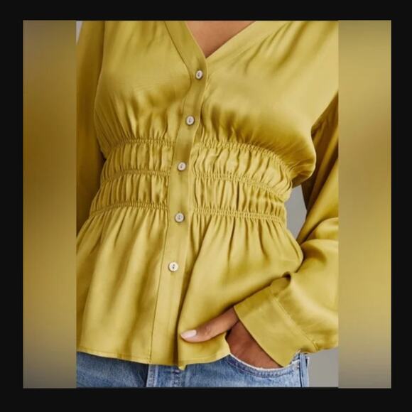 Anthropologie Satin Blouse in Size Large - Moss Color - Picture 4 of 6